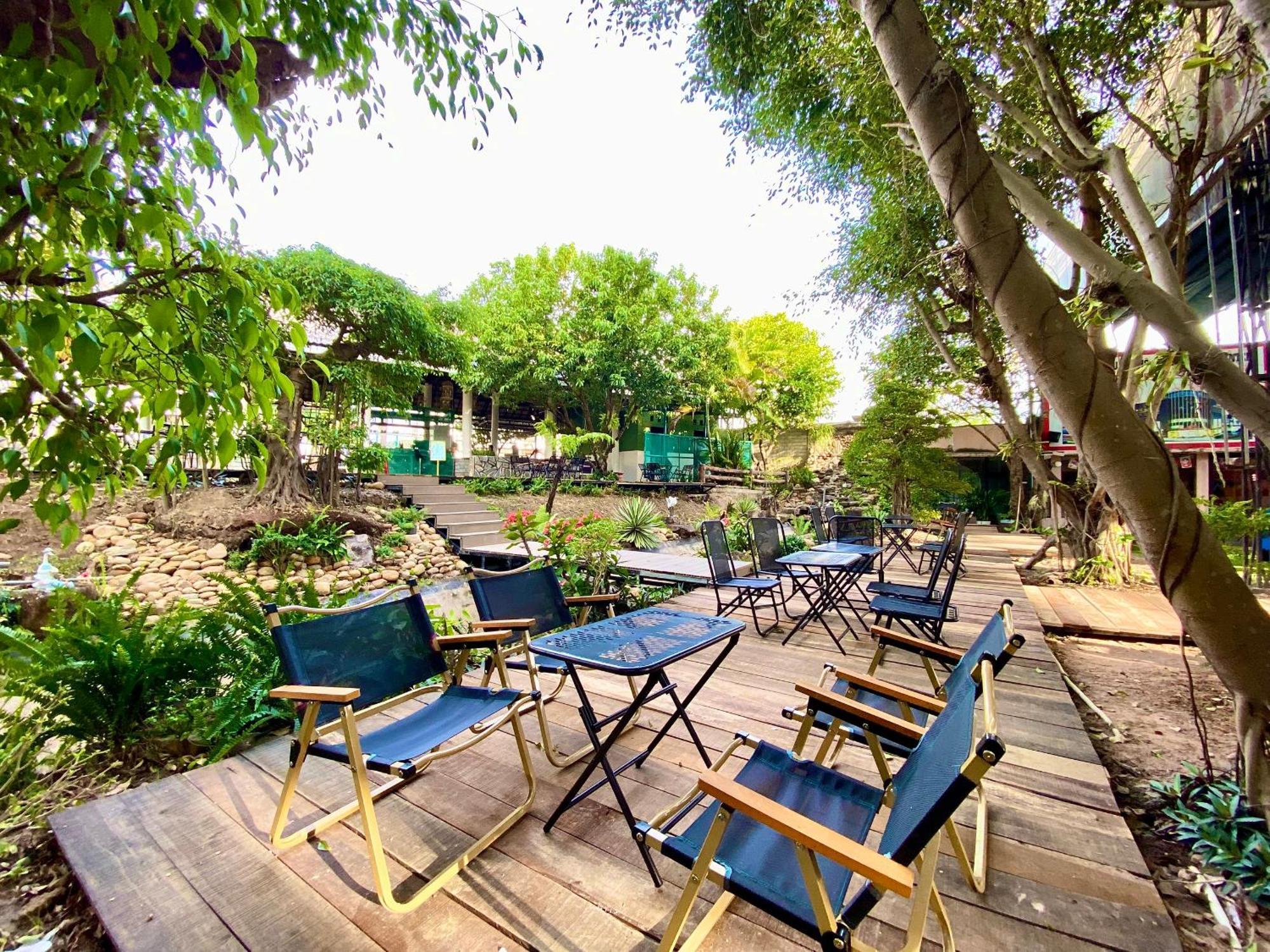 Tỉnh Kontum D'Villa Hotel - Homestay מראה חיצוני תמונה